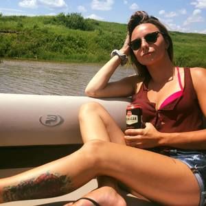 Meet your Posher, Katelyn